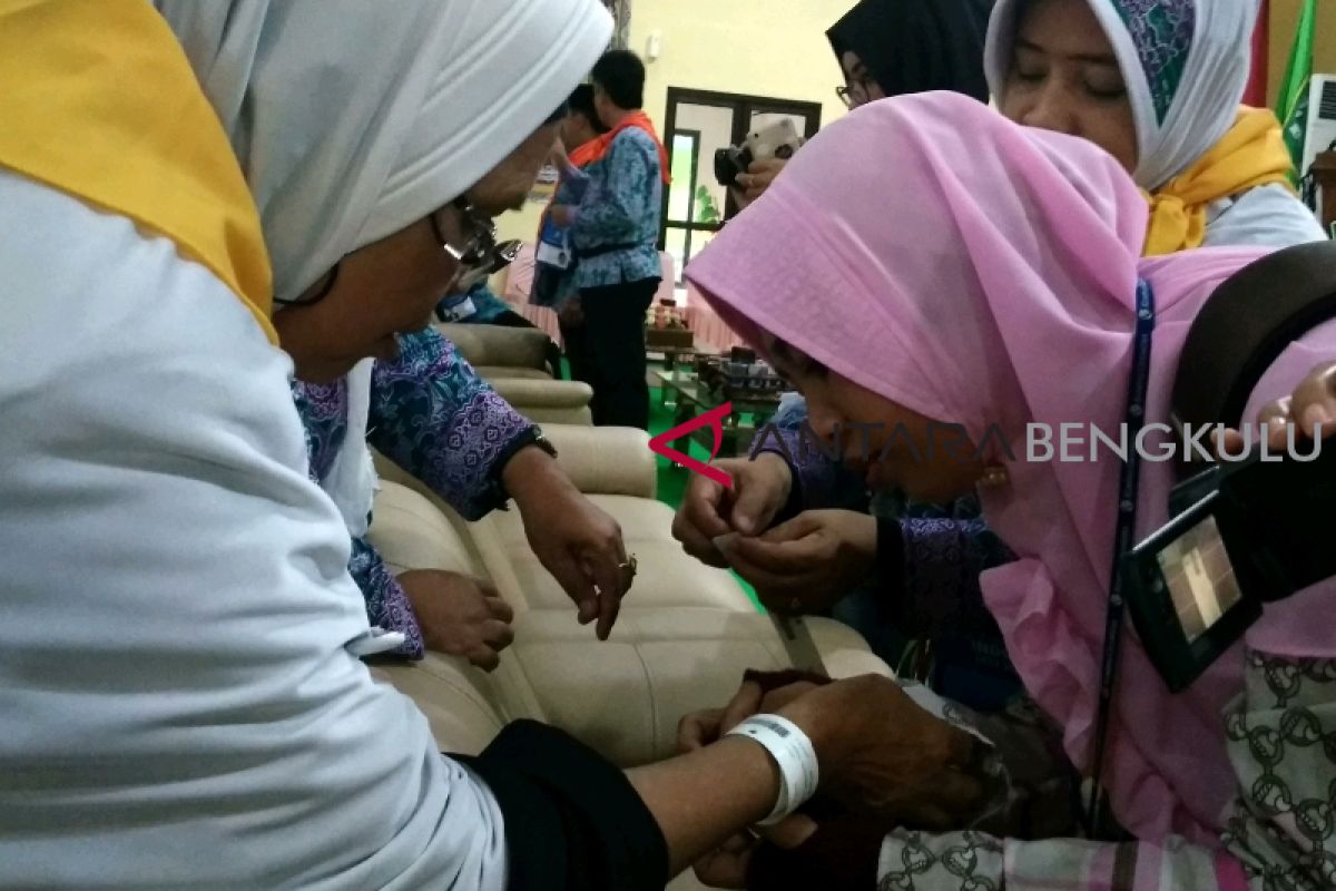 Berangkat ke embarkasi, 299 CJH Bengkulu pakai biaya sendiri