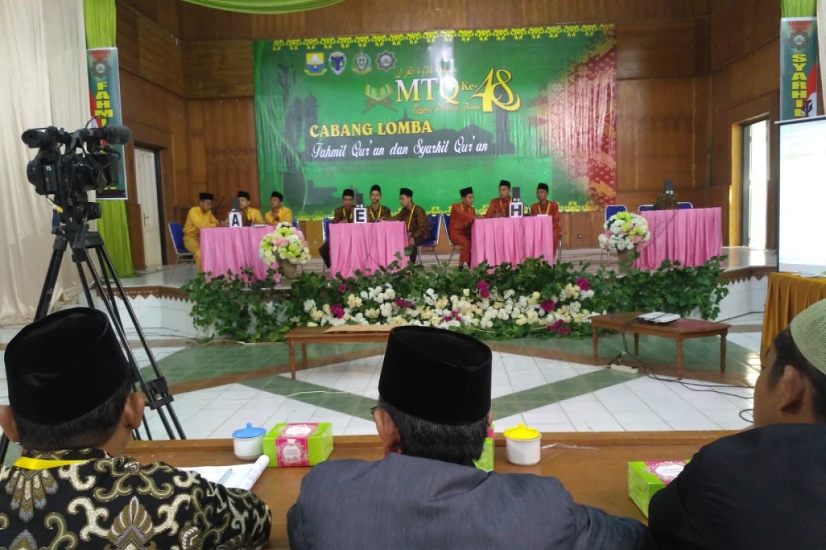 MTQ Jambi - Empat Kontingen berlaga di semifinal fahmil Quran.