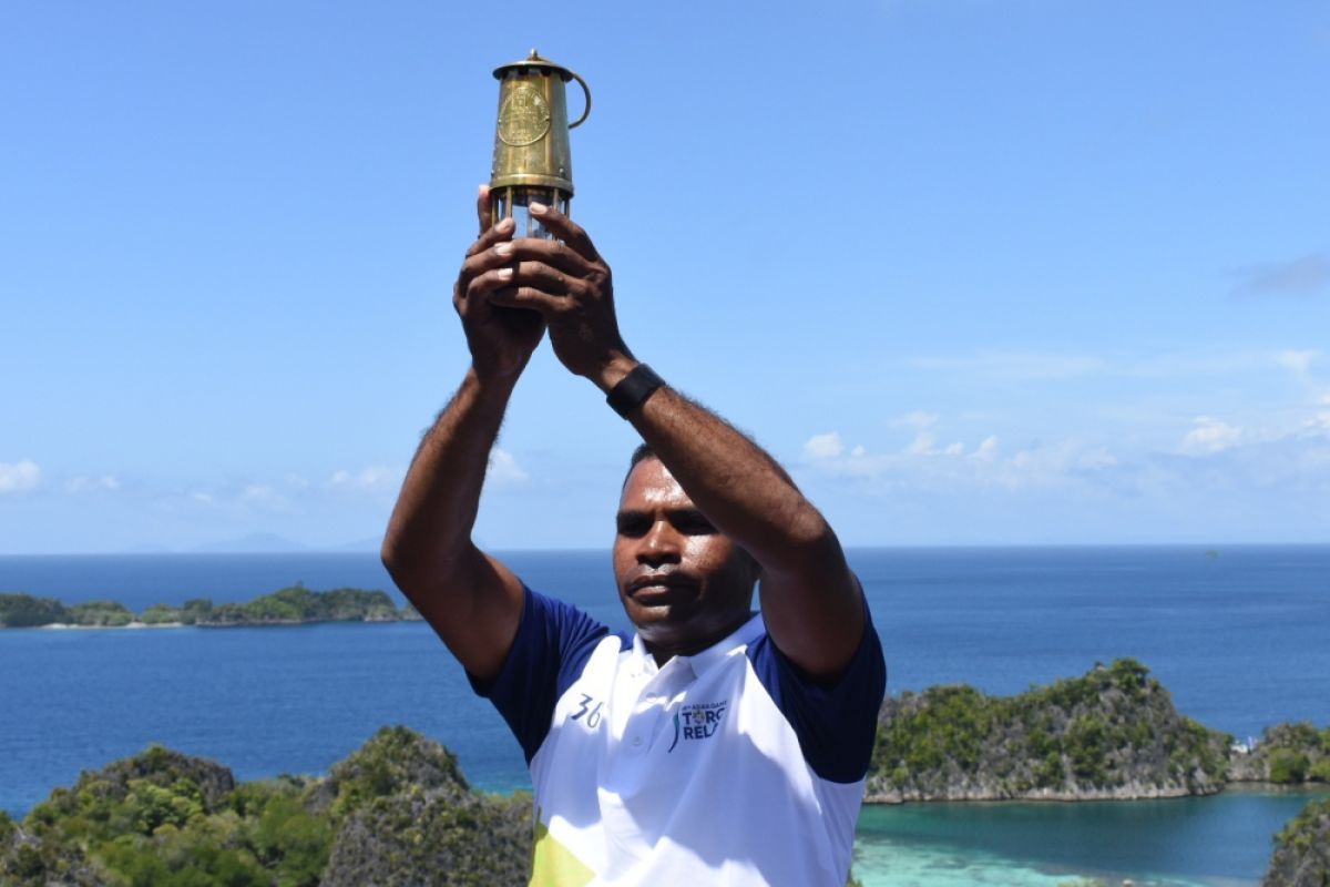 Asian Games torch promotes Raja Ampat tourism