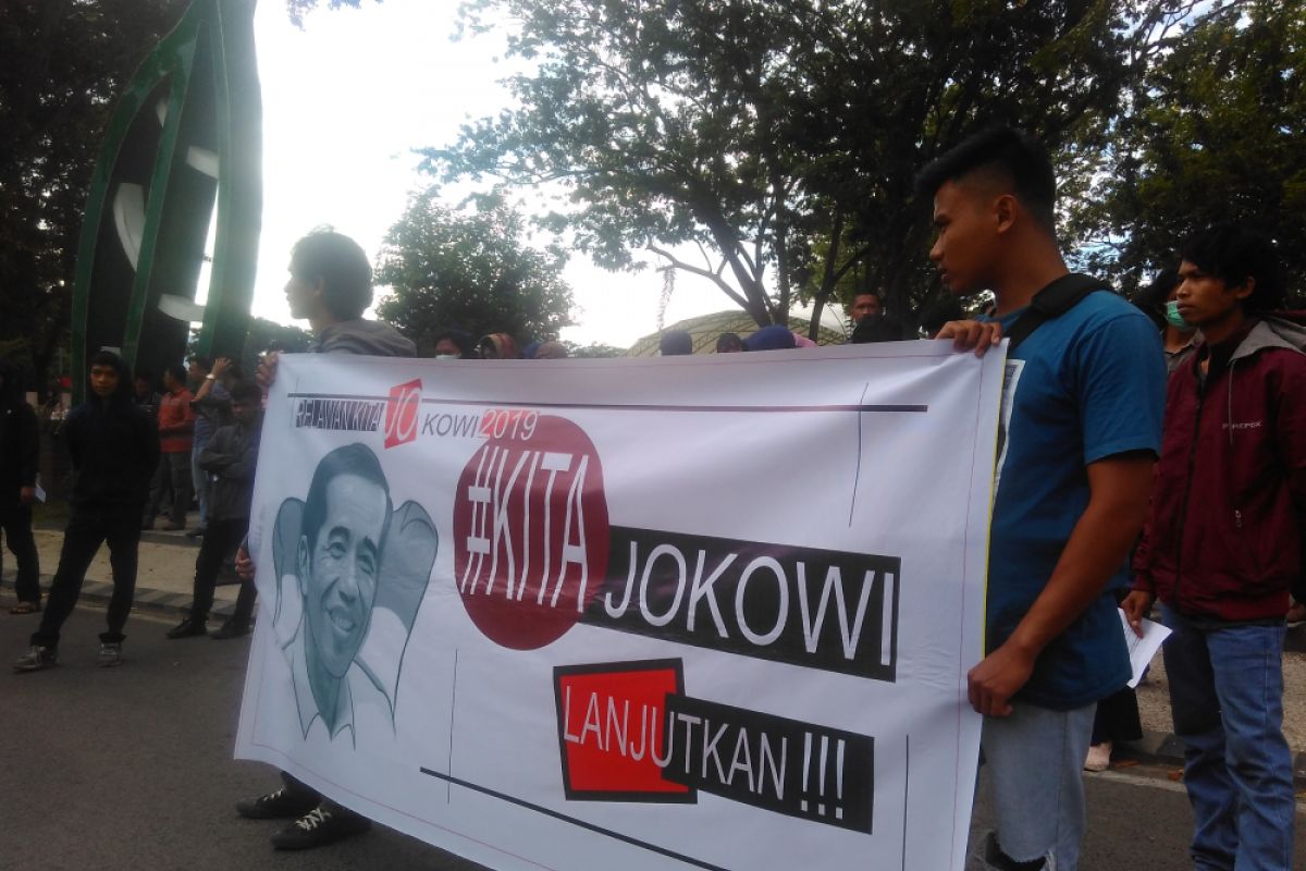 Relawan kita jokowi aksi damai di palu