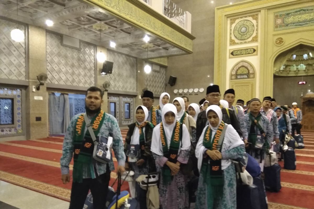 JCH Kota Bogor berangkat menuju Makkah