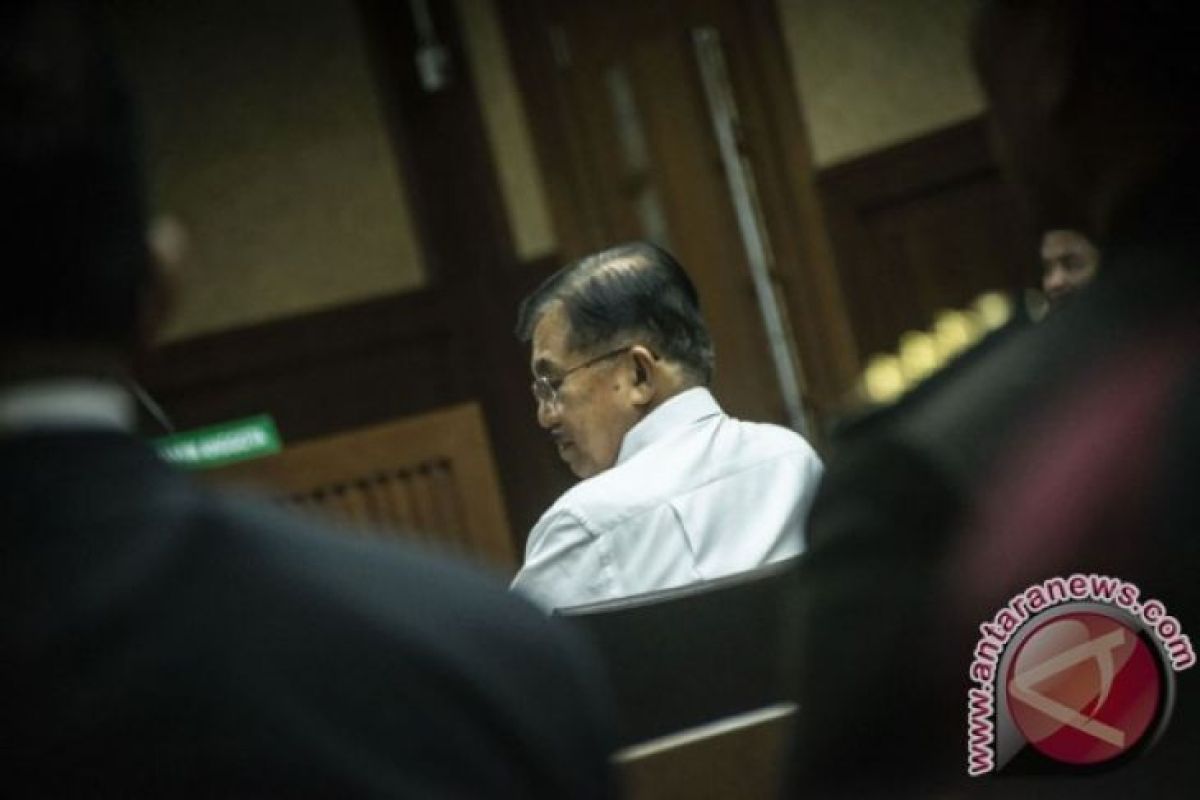 JK Jelaskan Aturan Dana Operasional Menteri Pada Sidang Suryadharma Ali