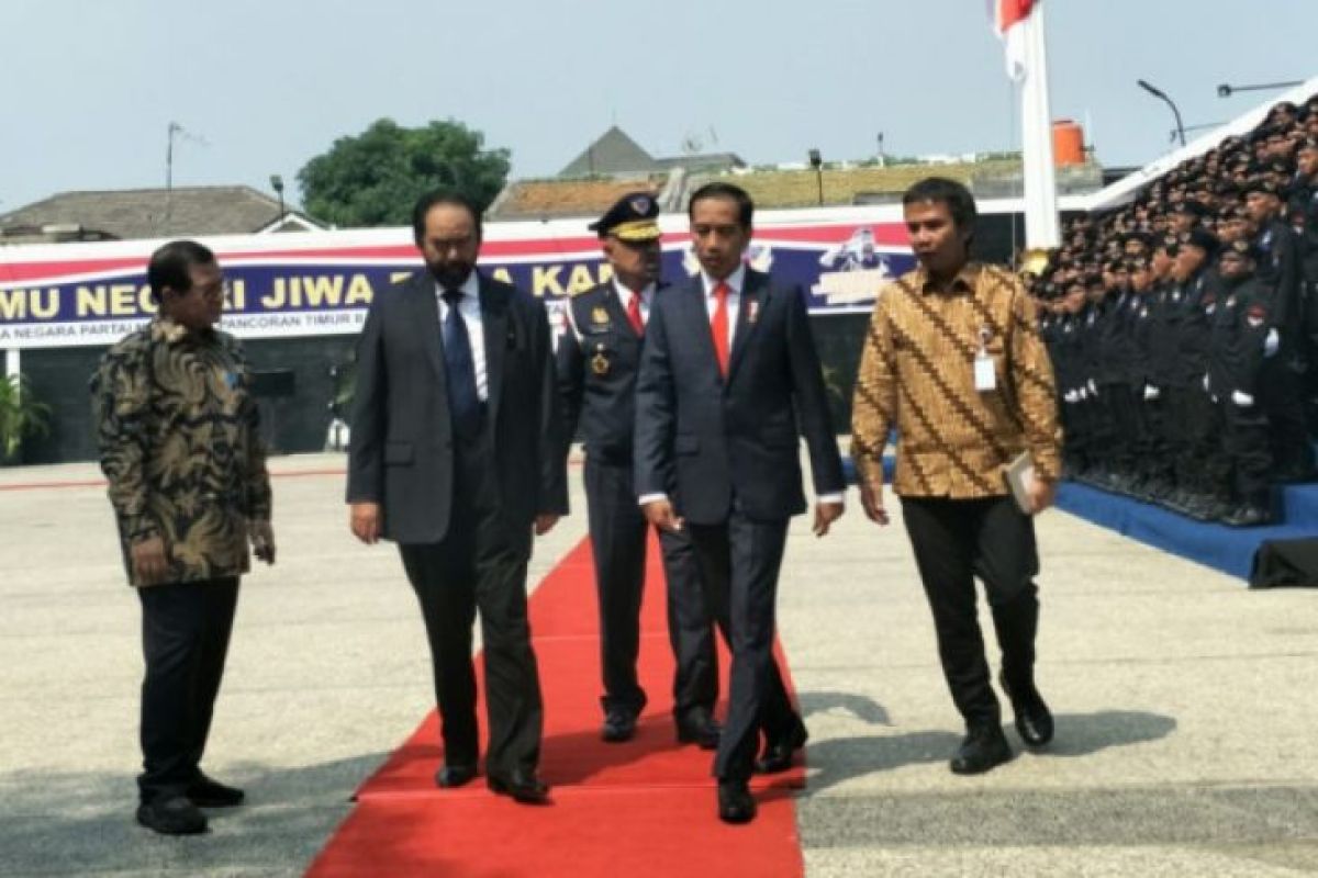 Mahfud MD dan TGB hadiri kuliah umum Presiden Jokowi