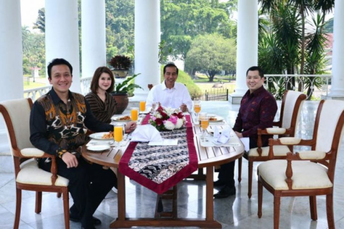 Presiden Jokowi jamu Ketum Perindo, PKPI dan PSI di Istana Bogor