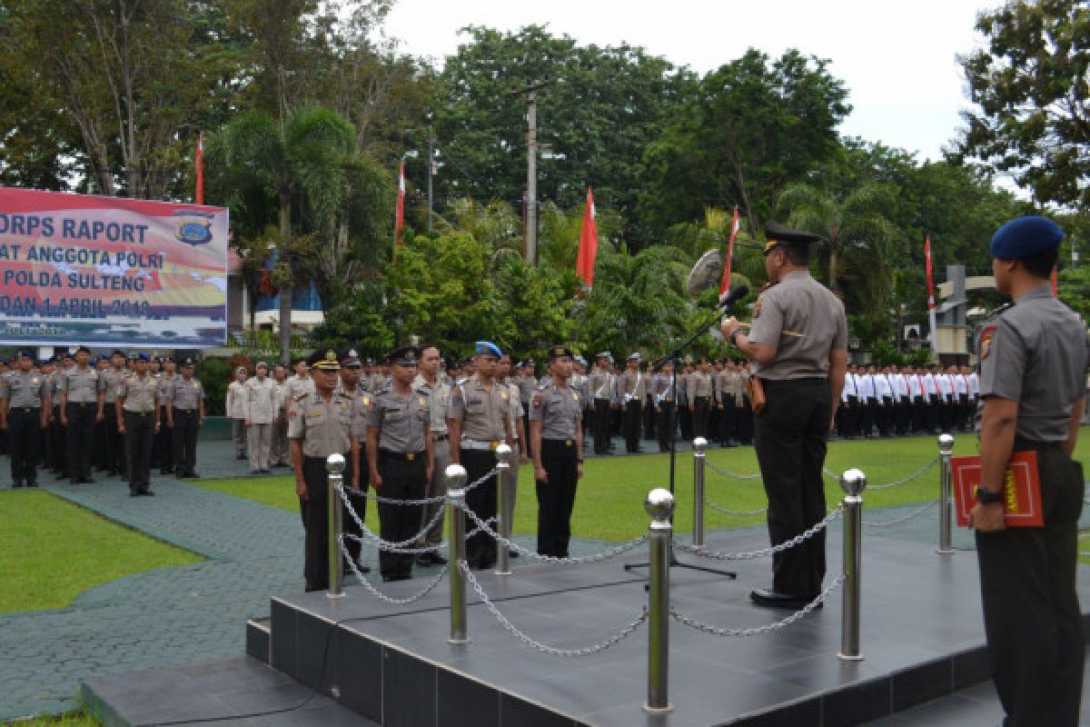 Sambut HUT Bhayangkara, Polda Sulteng cuci Pataka Wira Dharma Brata