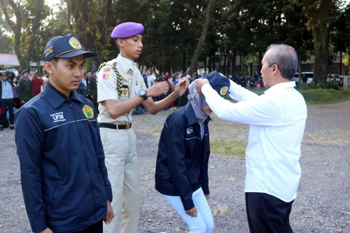 Cegah Stunting di Tiga Kabupaten, Unej Terjunkan Mahasiswa KKN