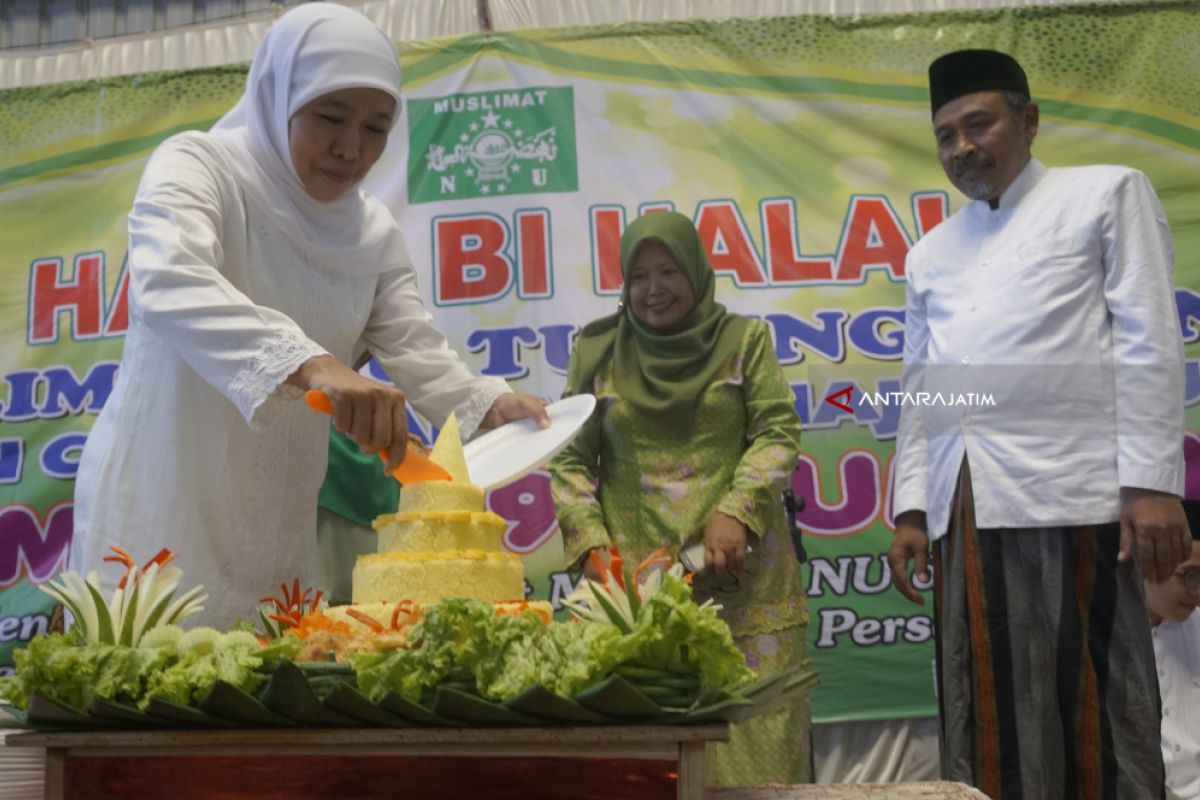 Khofifah Lepas JCH Muslimat NU