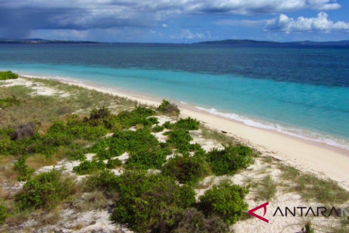 ASITA jajaki penjualan wisata alam laut Menipo