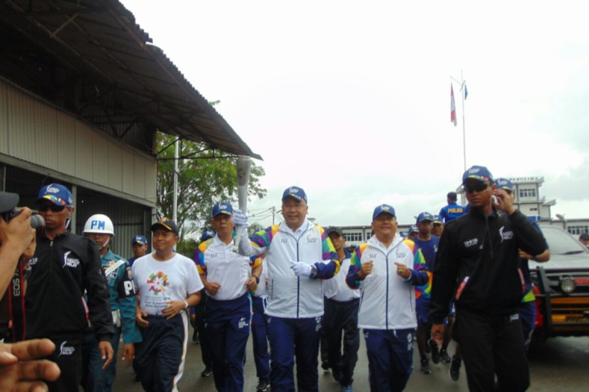 Masyarakat Sorong sambut Kirab Obor Asian Games
