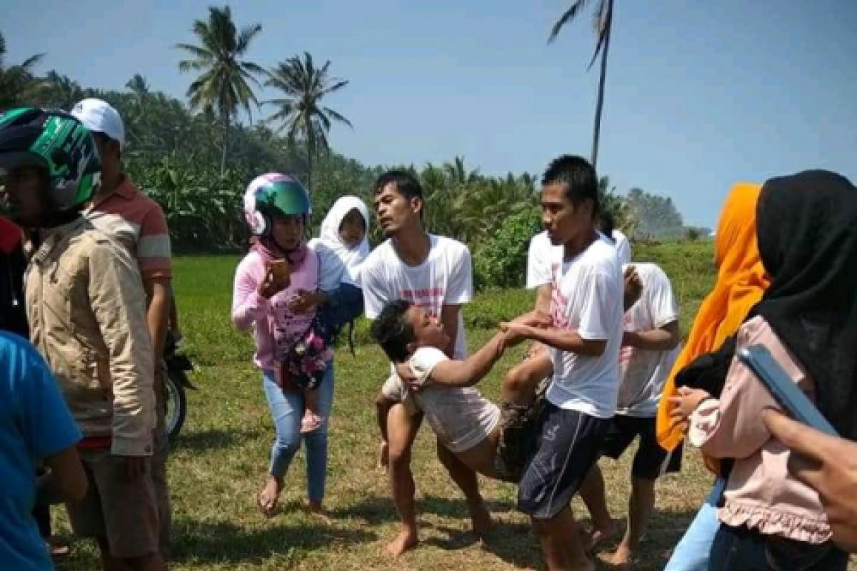 Tiga  Meninggal Terseret Gelombang Pantai Pasir Putih