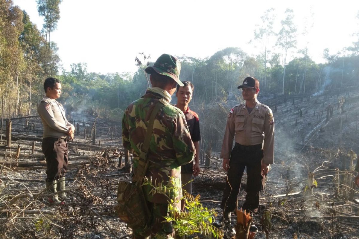 Polisi dan TNI di Sintang siaga kebakaran hutan