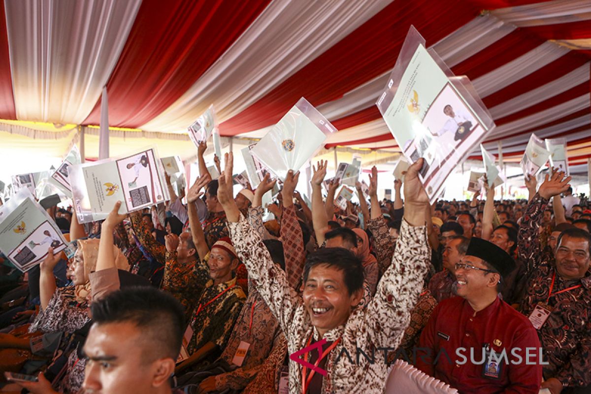 Warga bingung belum dapat sertifikat tanah