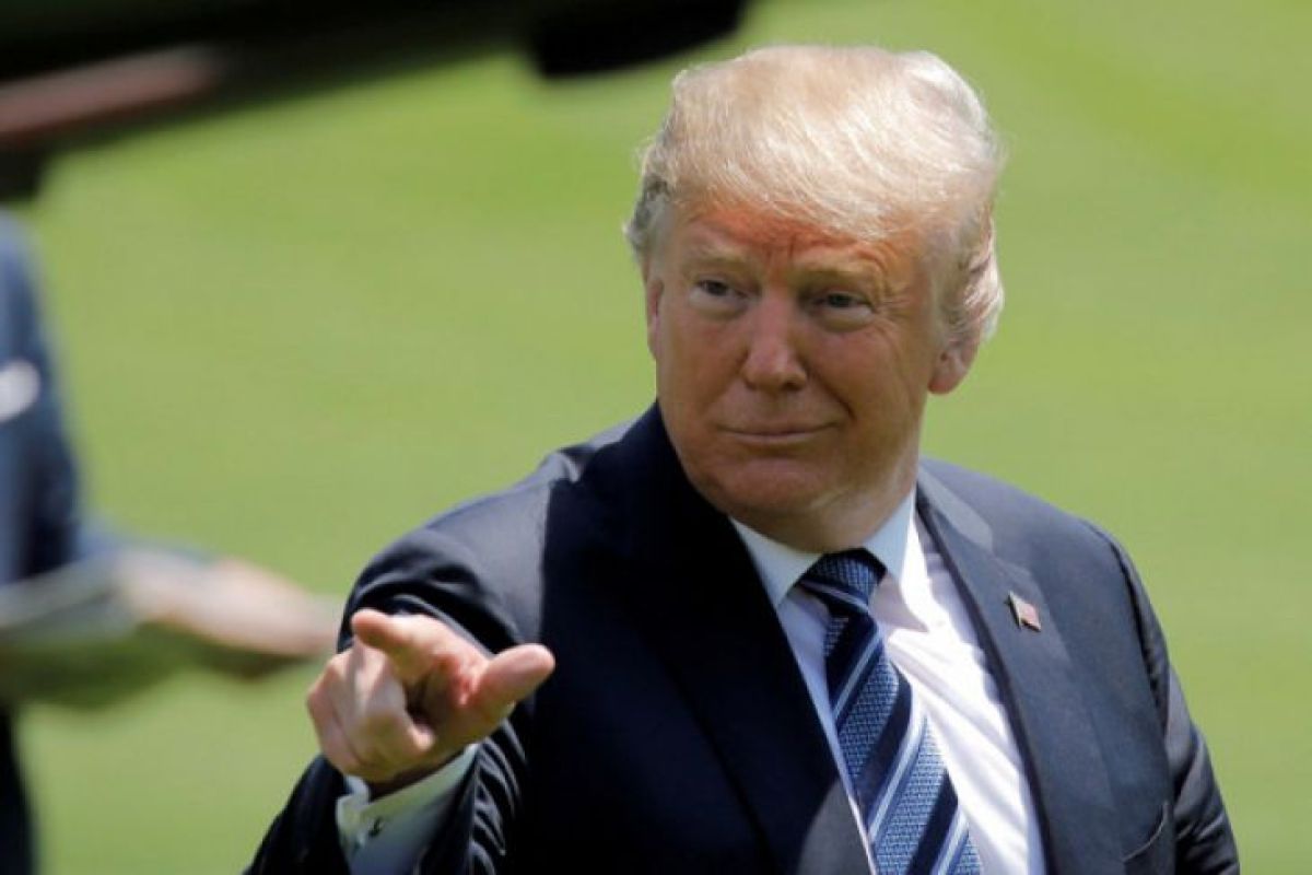 WSJ: Trump senin akan umumkan tarif baru atas China