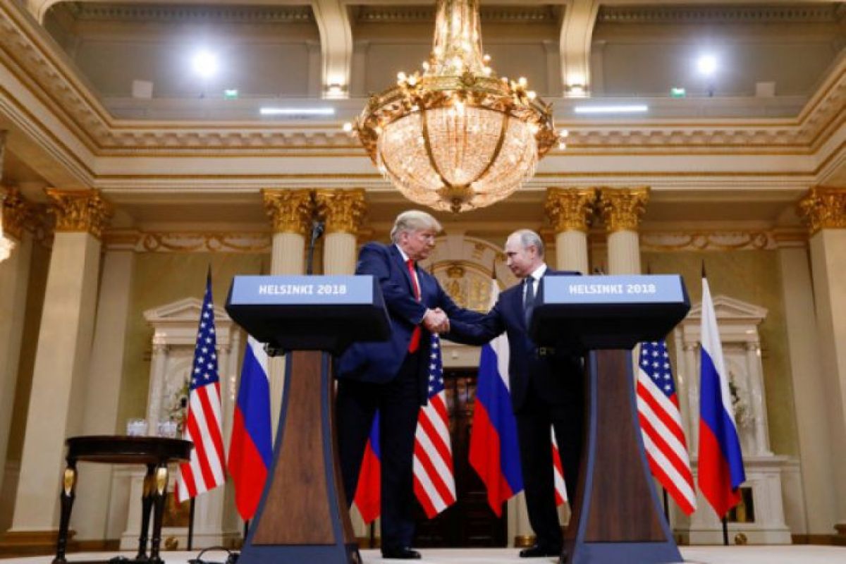 Putin sebut KTT dengan Trump 'sangat sukses'