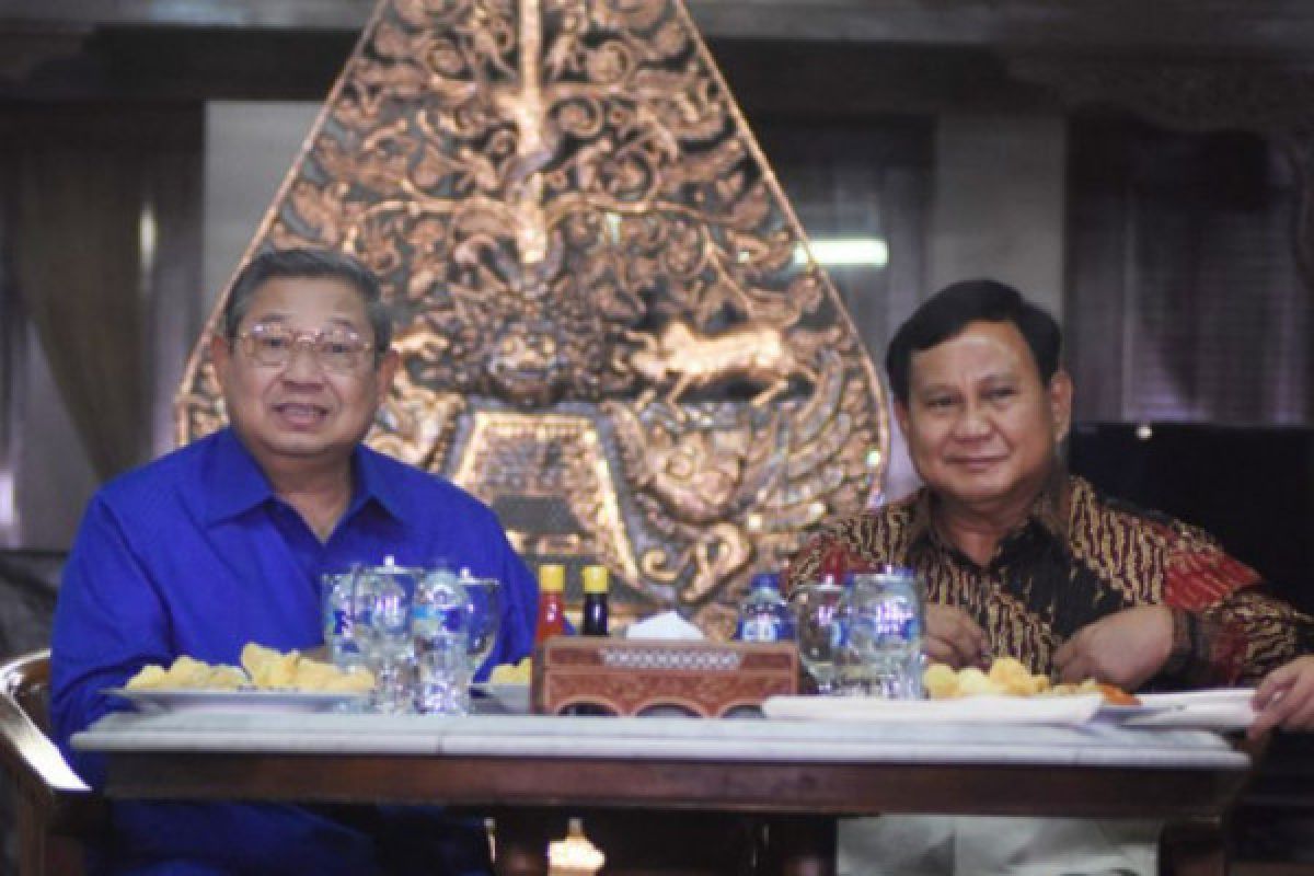 SBY Dirawat, Pertemuan Dengan Prabowo Diundur