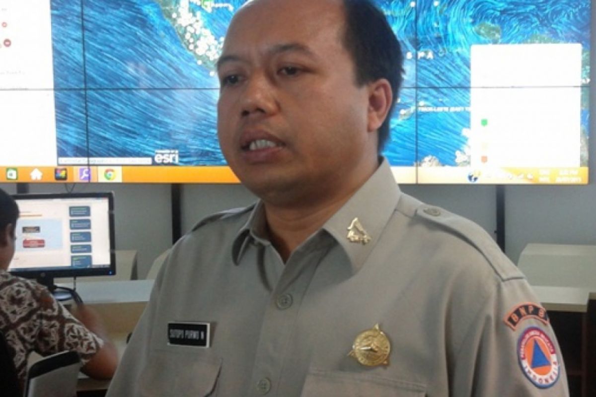 Lingkar berbahaya Anak Krakatau diperluas lima kilometer