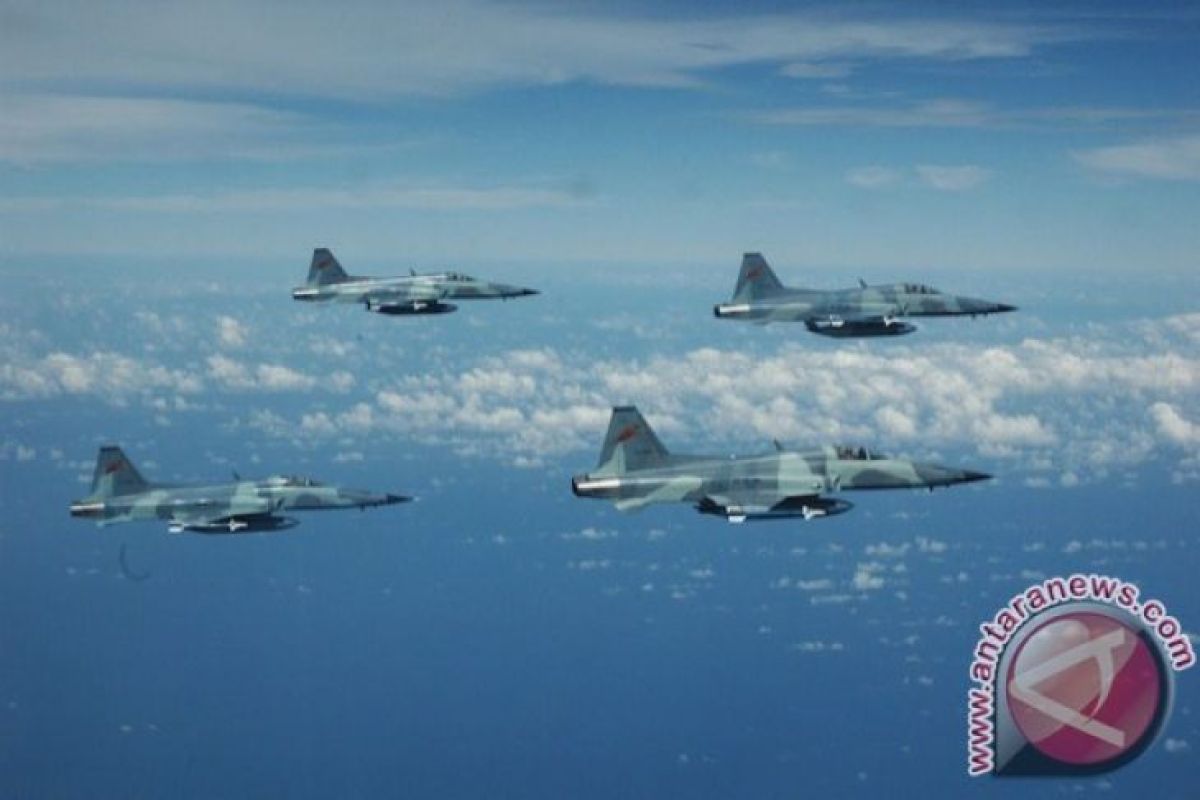 TNI AU hibahkan pesawat F-5 Tiger untuk monumen di alun-alun Madiun