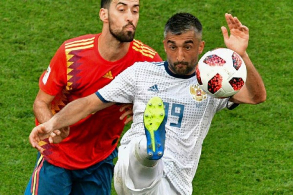 Pelatih Rusia: Taktik Bertahan Hadapi Spanyol Sudah Tepat