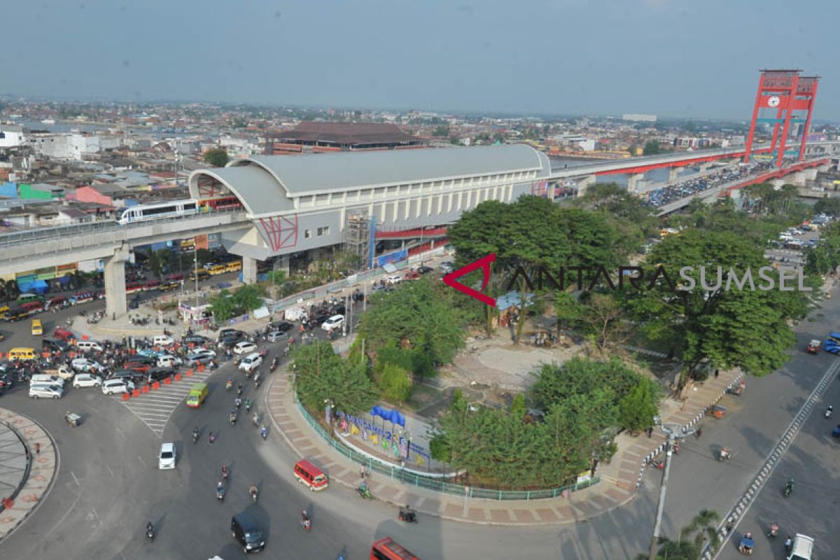 Kota Palembang tata puluhan taman memperindah wajah kota