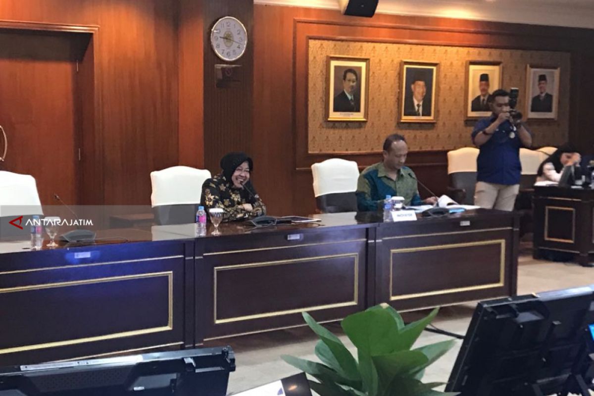 Risma Kembangkan Tiga Inovasi Pelayanan Publik di Surabaya