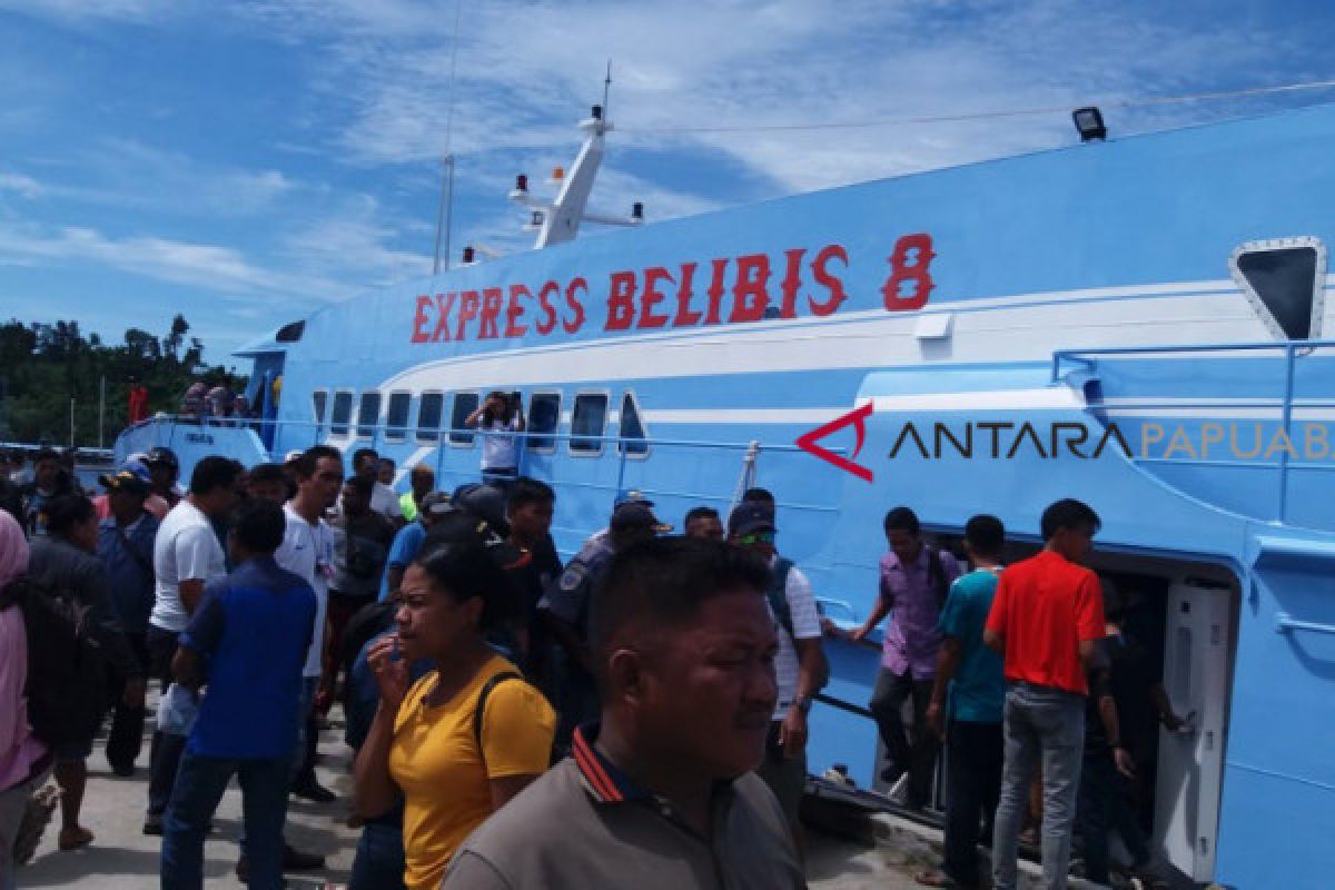 Kapal Express Belibis Delapan Melayani Pelayaran Raja Ampat