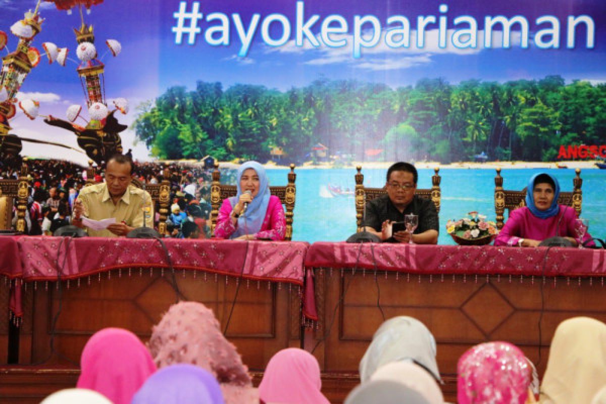 Pariaman tingkatkan kompetensi guru melalui seminar nasional