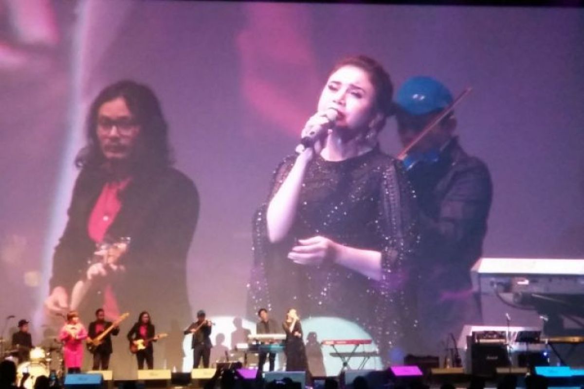 Rossa dan Opick gelar konser amal "Membentang Kebaikan"