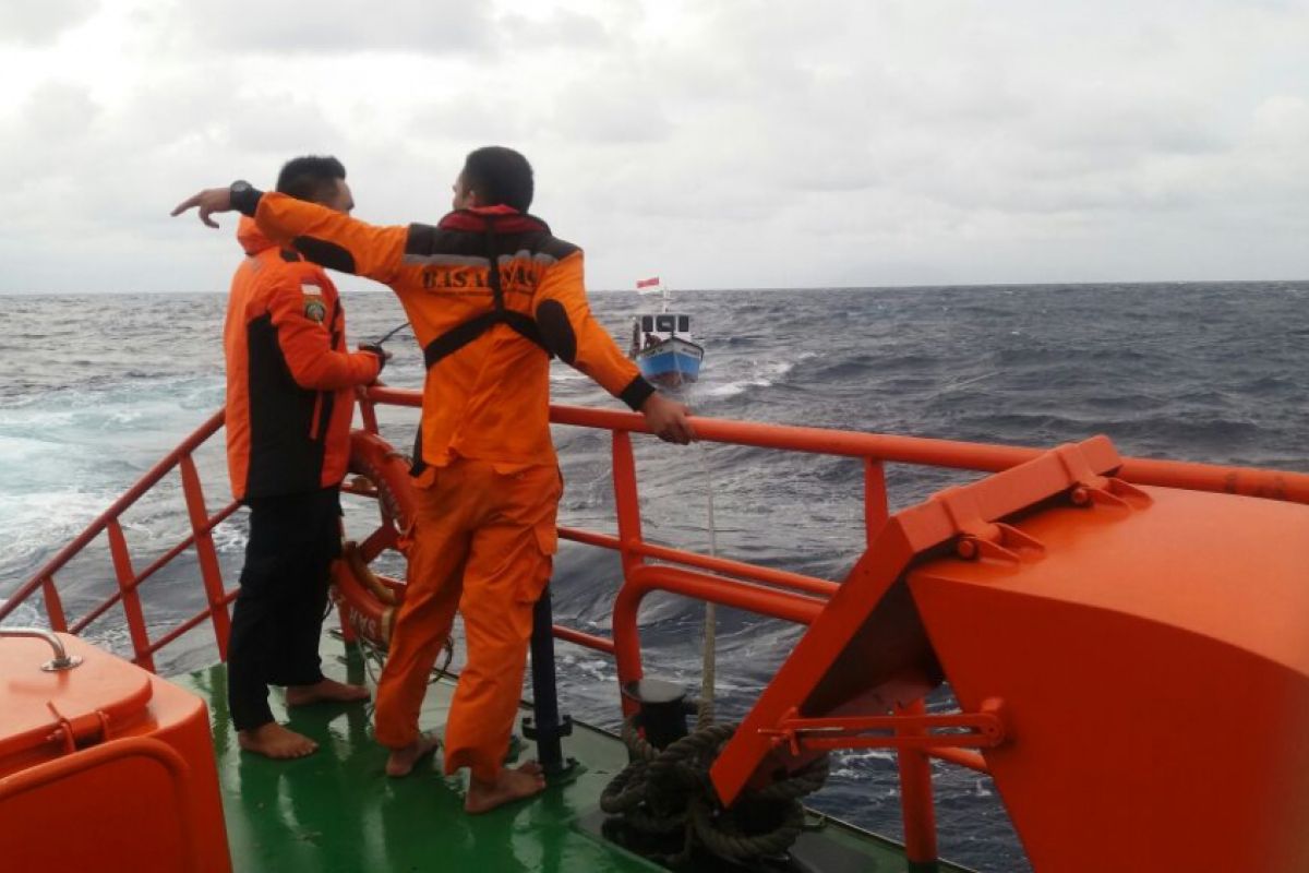 Basarnas sisir pulau Mayau-Tifure cari kapal hilang