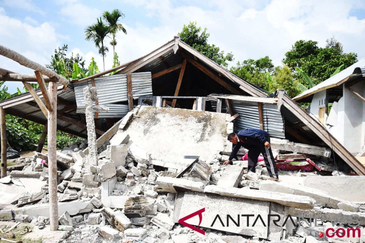 Masyarakat Lombok belum berani kembali ke rumah