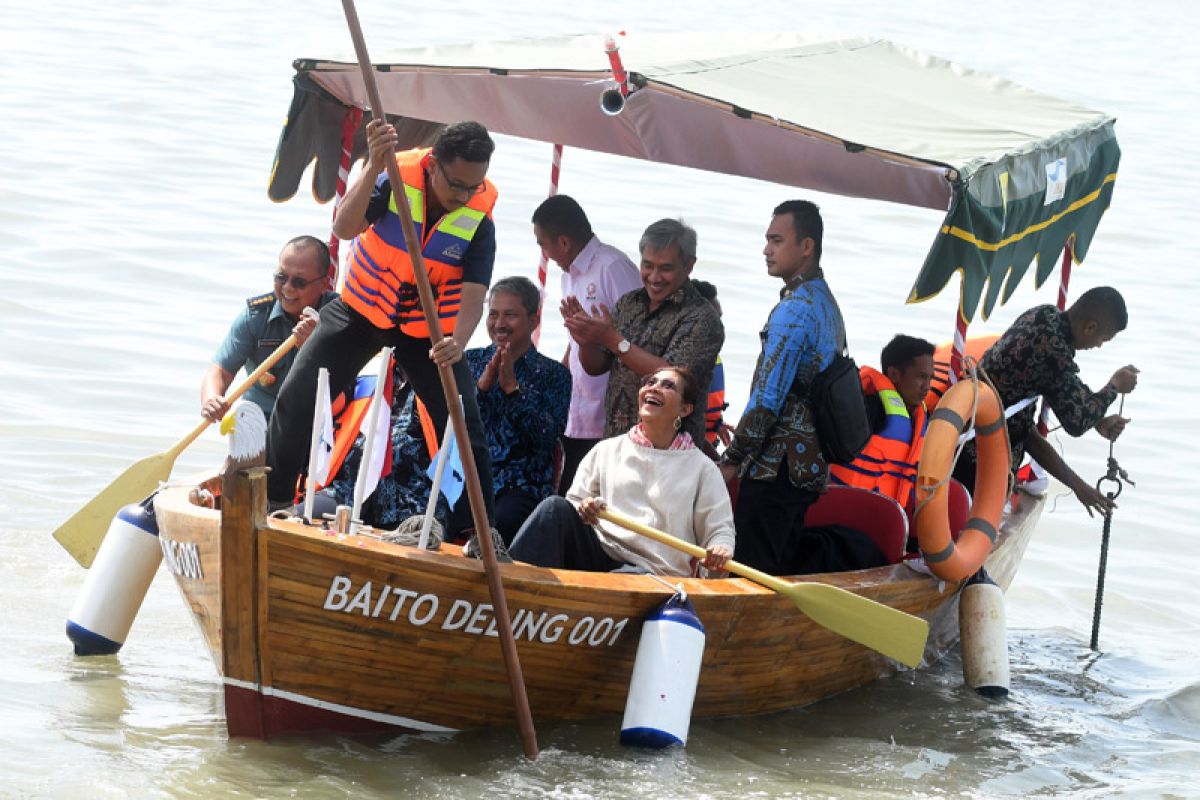 Pudjiastuti launches laminate bamboo vessel of ITS