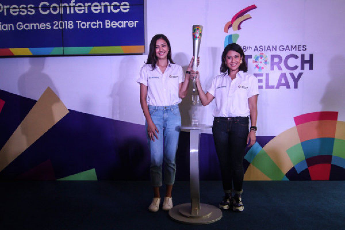 Mikha Tambayong arak obor Asian Games