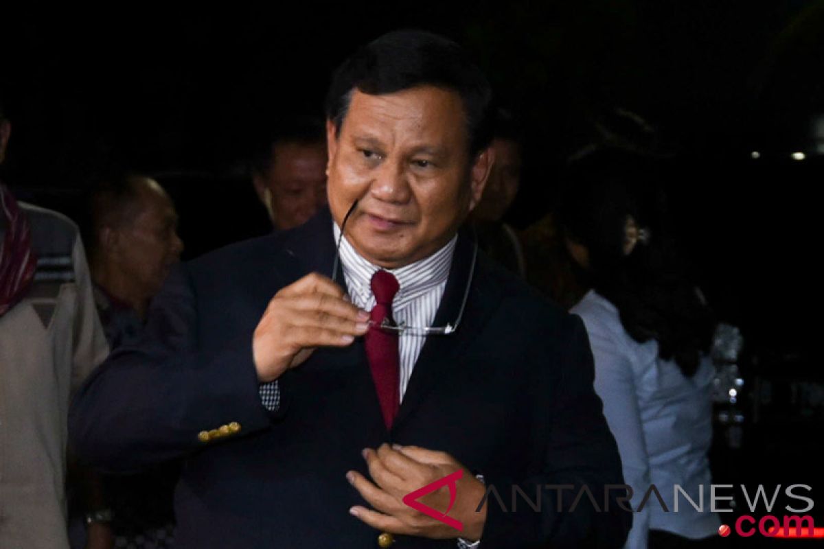 Prabowo`s potential running mates converge into two names