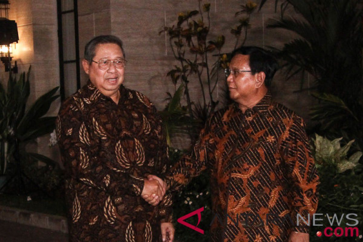 Yudhoyono, Probawo meeting put off until Monday morning