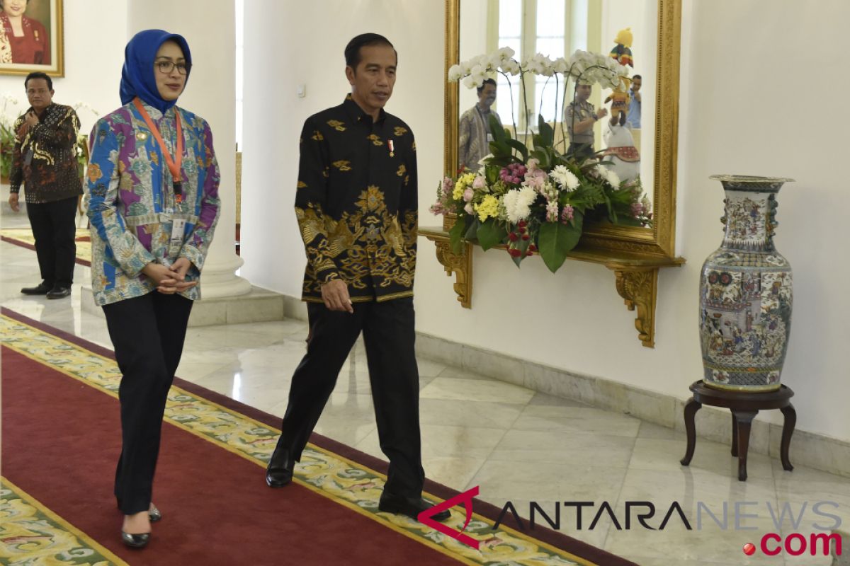 Malam ini Jokowi bertemu ketum parpol koalisi