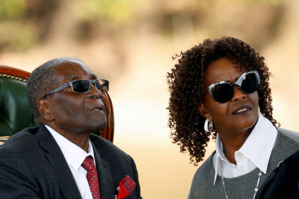 Robert Mugabe wafat, rakyat Zimbabwe berkabung