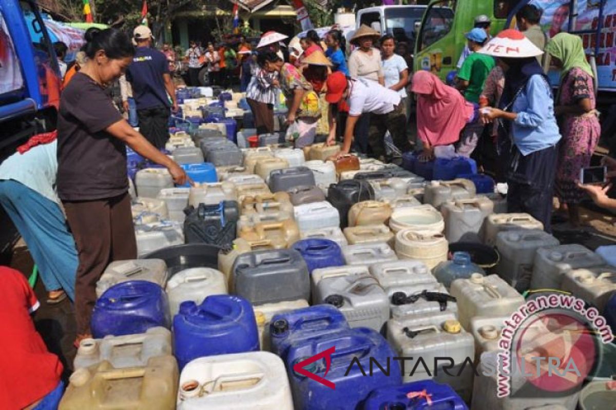 Hari tanpa hujan ekstrem terjadi di sejumlah daerah