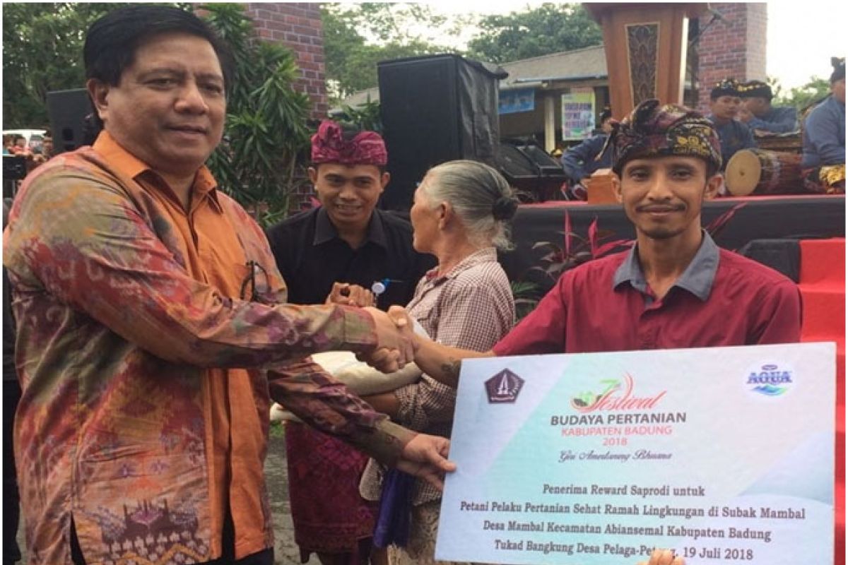 Aqua Mambal meriahkan Festival  Budaya Pertanian Kabupaten Badung 2018
