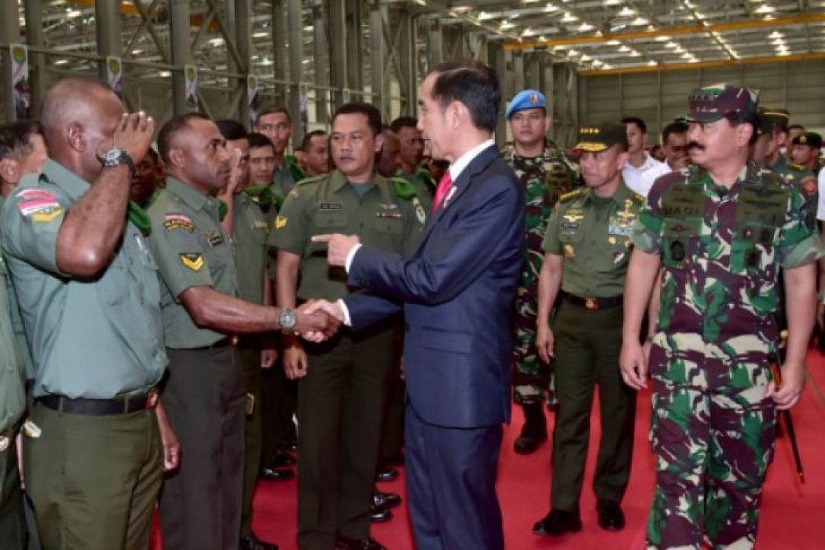 Presiden Jokowi ingatkan TNI-Polri jaga netralitas