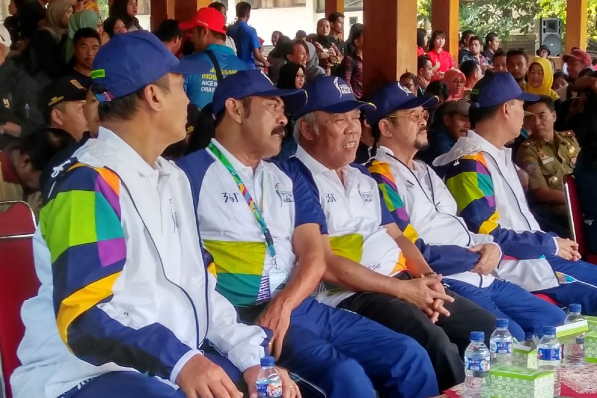 Menteri Basuki jadi pembawa obor Asian Games di Solo