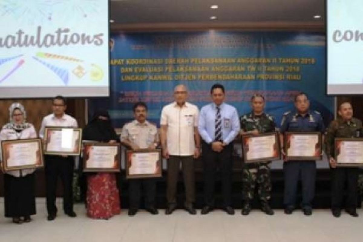 BKKBN Peringkat III Terbaik Penggunaan APBN di Riau