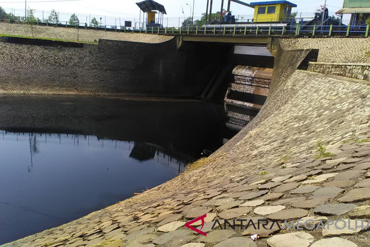 Dugaan pencemaran Sungai Cilamaya diselidiki