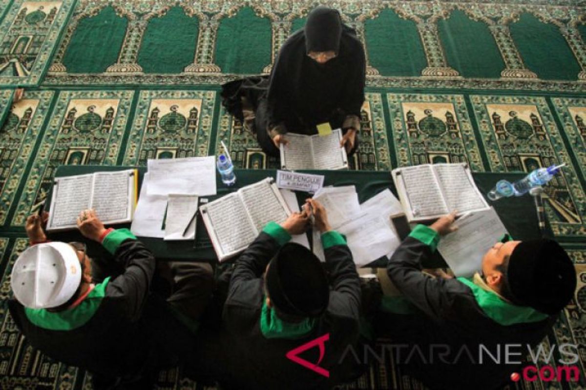 Ketika bakal calon legislatif diuji baca Al Quran