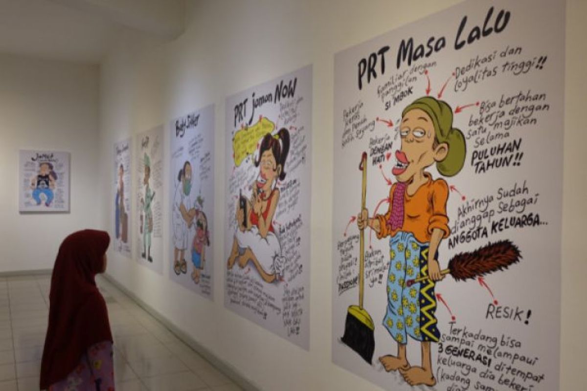 Nuansa kuning penanda berlangsungnya pameran Indonesia Senyum