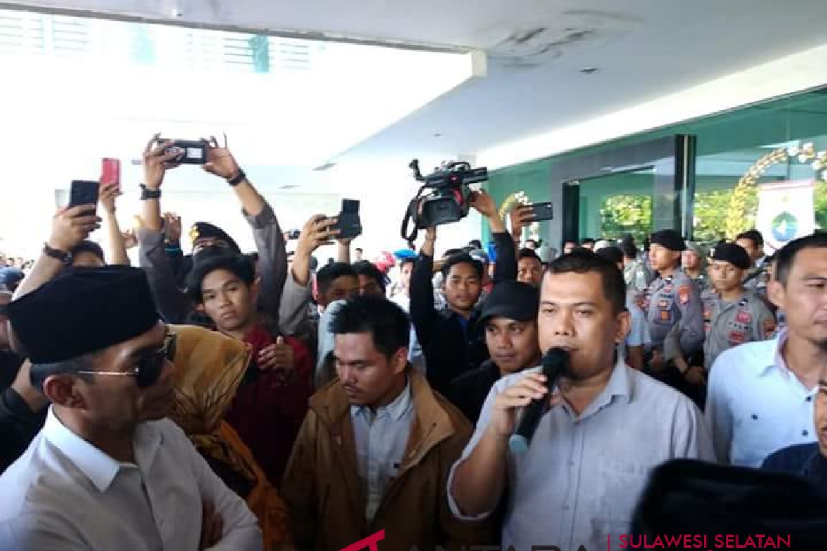 DPRD panggil Gubernur Sulbar bahas pembagian migas