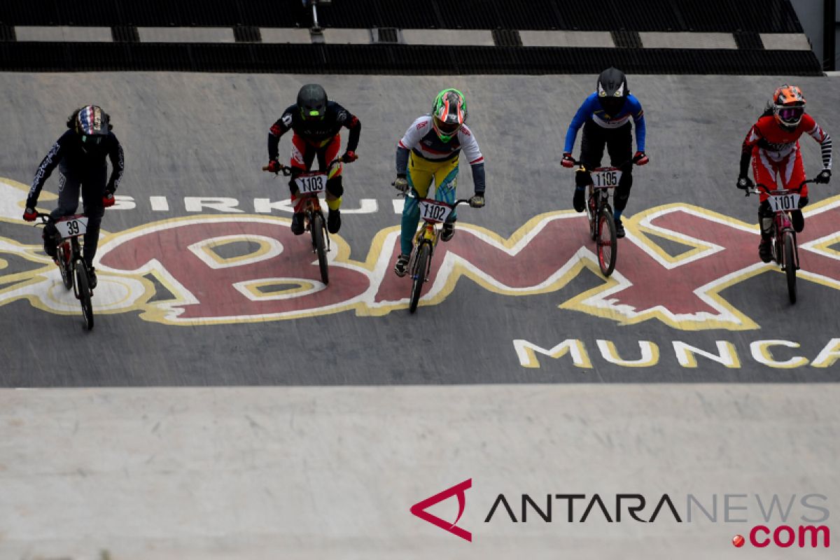 Ratusan pebalap dari 18 negara bersaing di Banyuwangi International BMX 2019