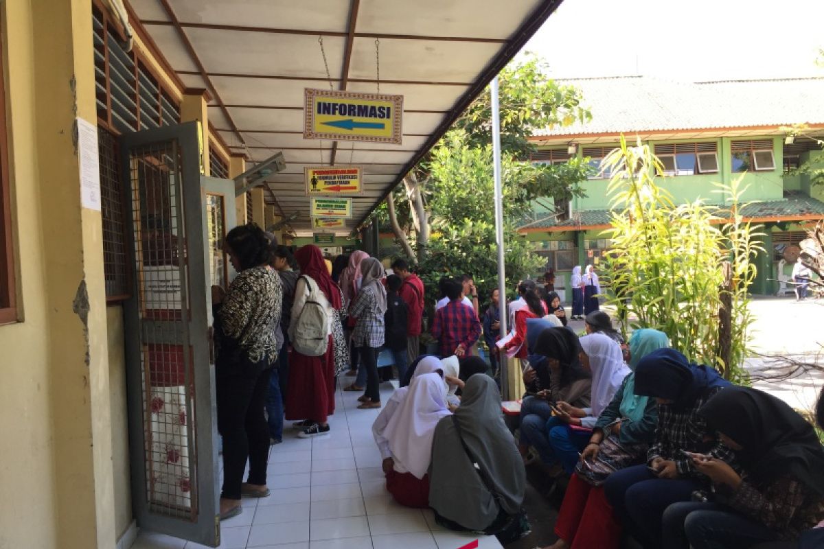 Yogyakarta kaji pengisian kursi kosong SMP