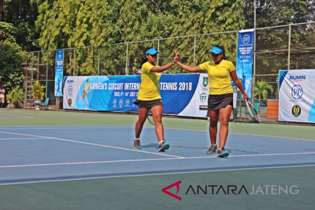 Duet kembar Fitriana/Fitriana melaju ke final