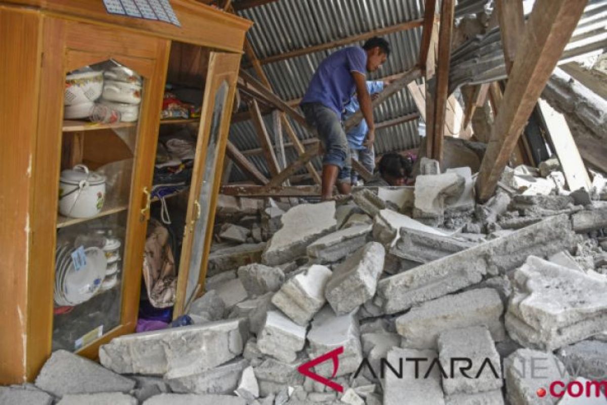 Korban gempa Lombok 14 orang meninggal , 160 terluka