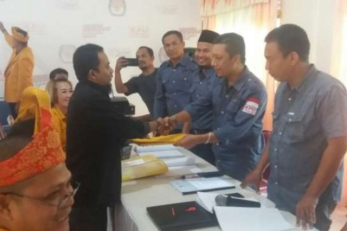 Hanura Partai Perdana Daftarkan Bacalegnya ke KPU Rohil, Ini Jumlahnya