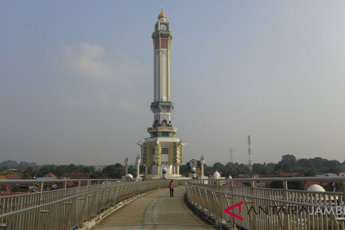 Jam Menara Gentala Arasy masih mati